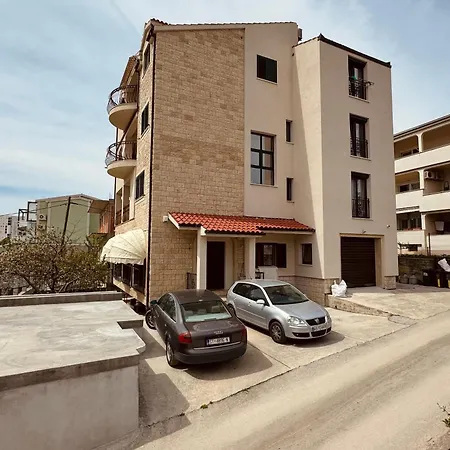 Apartamento With A Parking Space - 23263 *