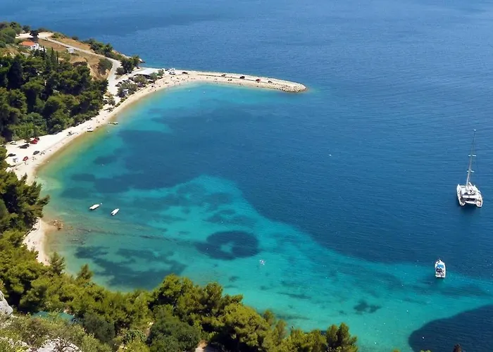 With A Parking Space - 23263 *