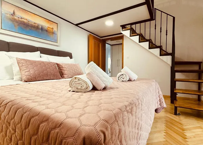 Apartman With A Parking Space - 23263 *